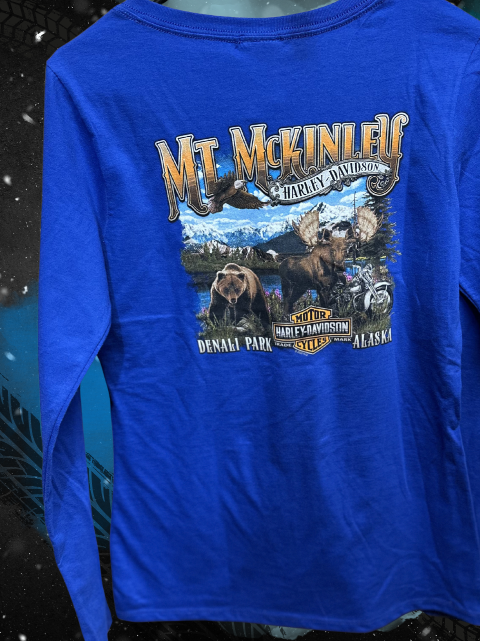 New Wildlife Lake - Long Sleeve