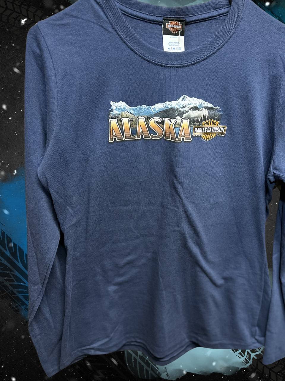 New Wildlife Lake - Long Sleeve