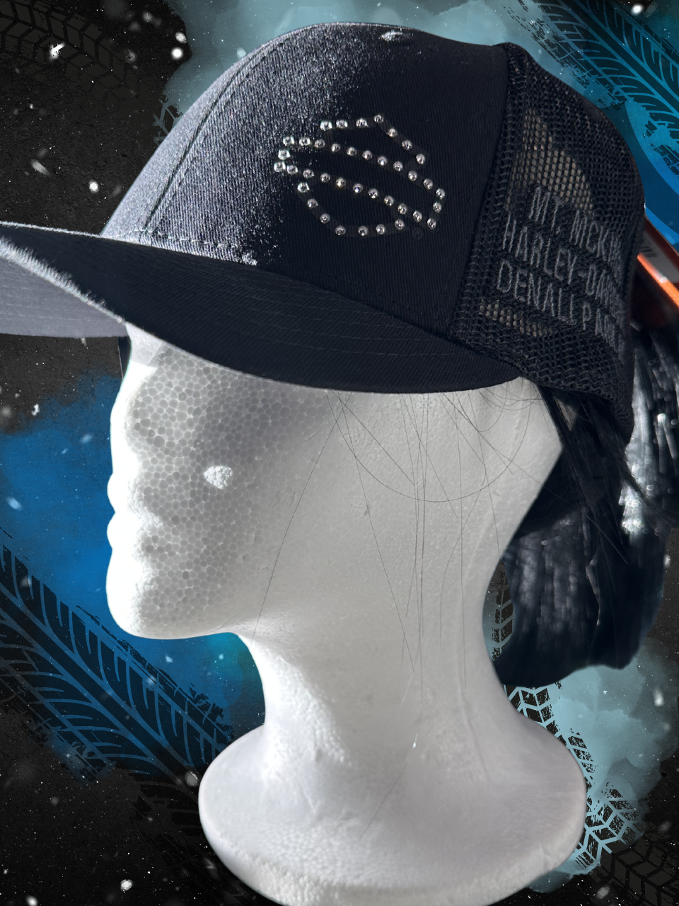HD MO BLACK PONYTAIL SNAPBACK