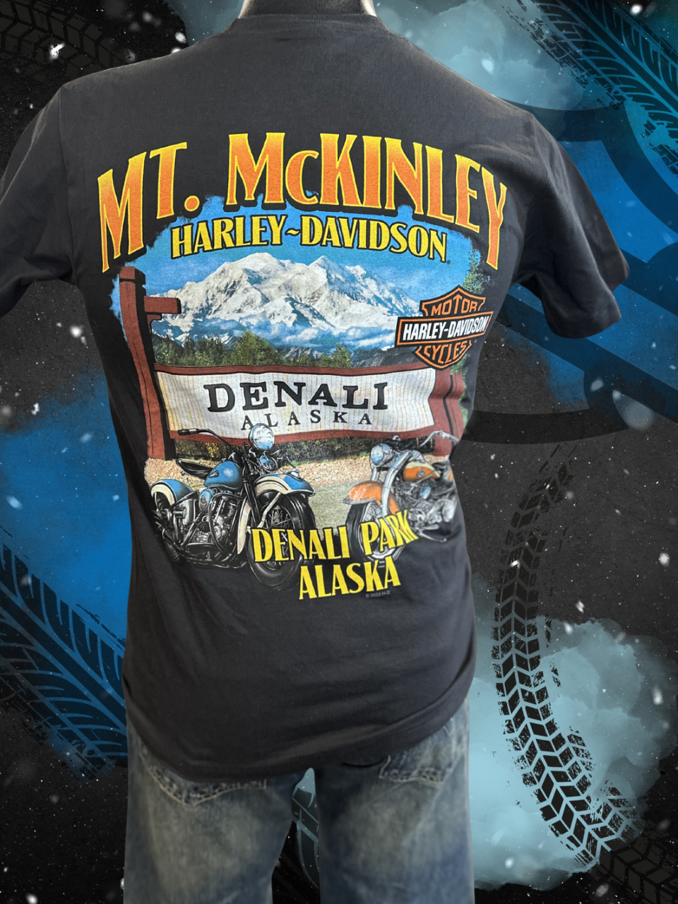 Bar & Shield Pocket Short Sleeve - Denali Sign Post