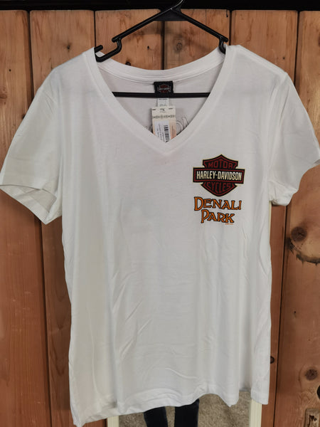 WMNS SUBTLE BEAR - SHORT SLEEVE VNECK - WHITE